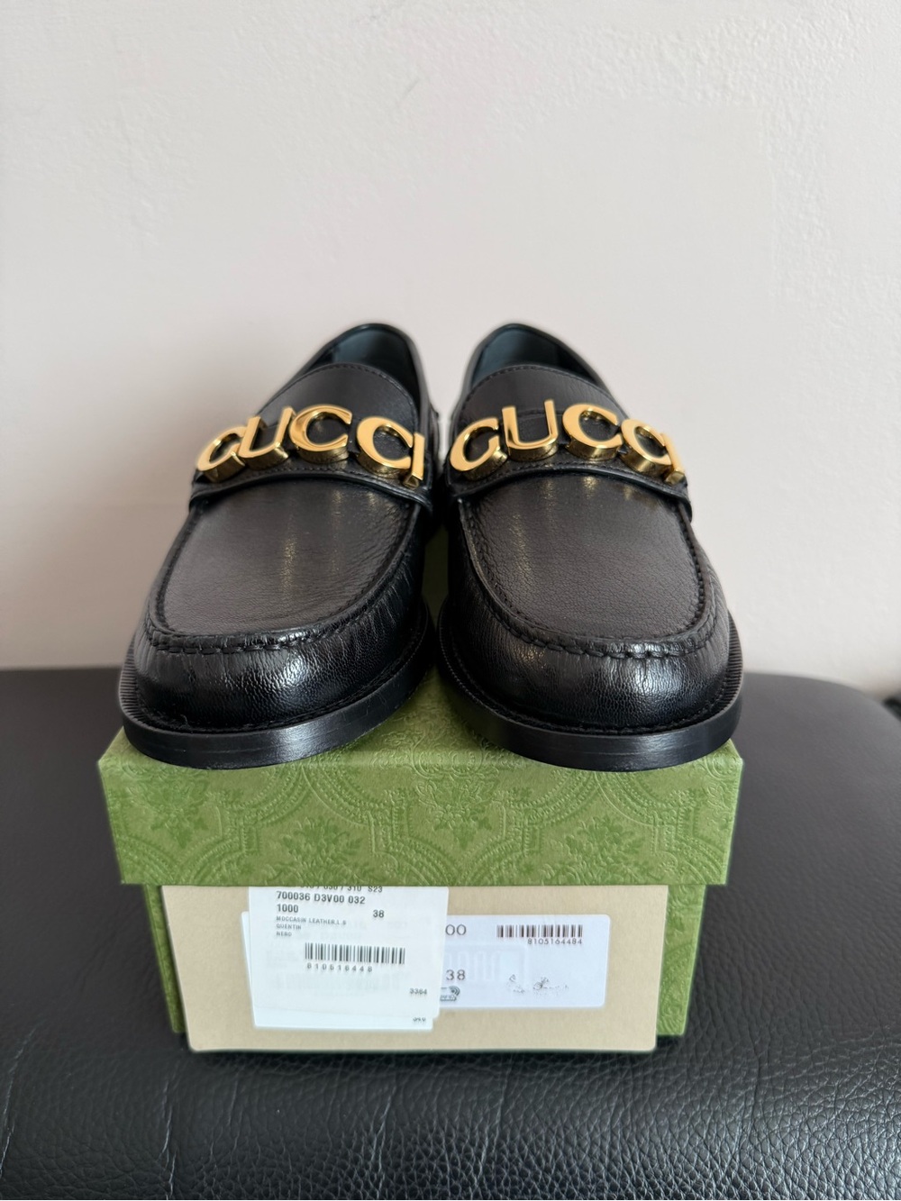 Gucci Logo Plaque Slip-On Loafers - Brand New - Size 38 EU/8 US - Picture 2 of 8